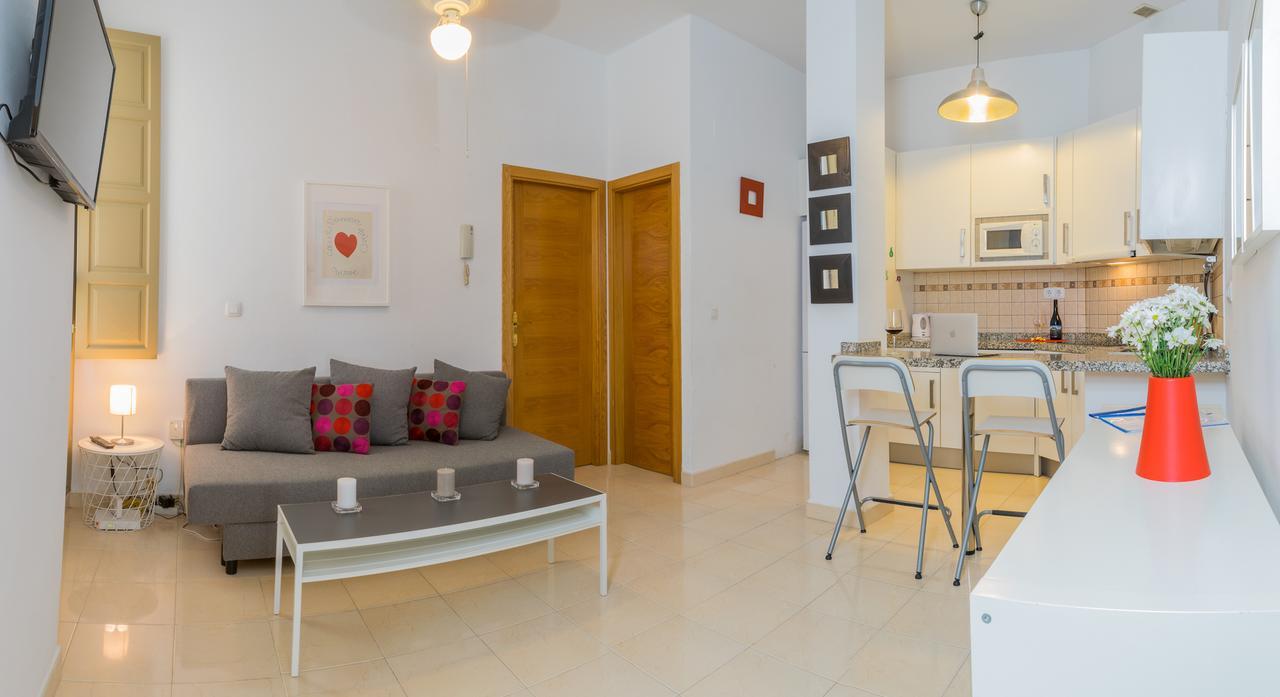 Malama Apartamentos Turisticos مالقة المظهر الخارجي الصورة