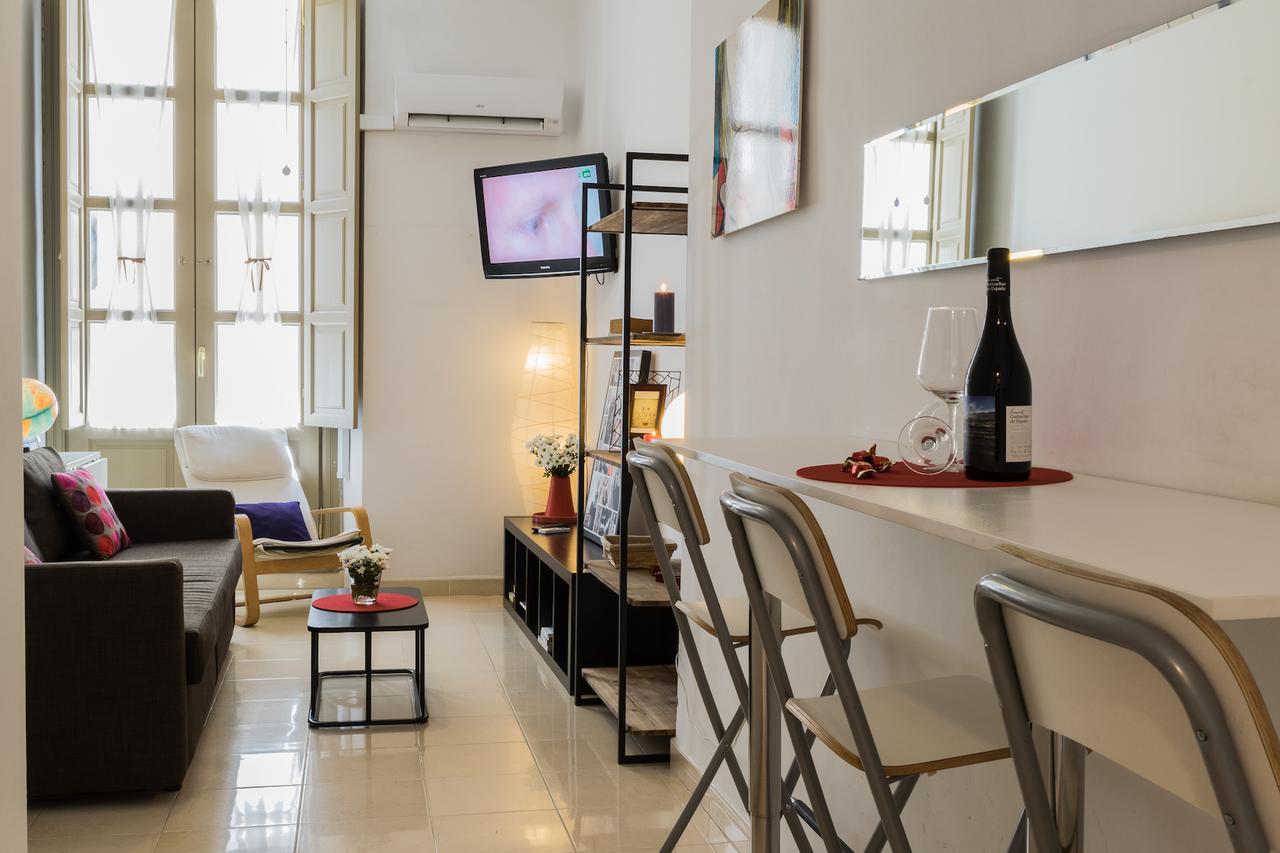 Malama Apartamentos Turisticos مالقة المظهر الخارجي الصورة