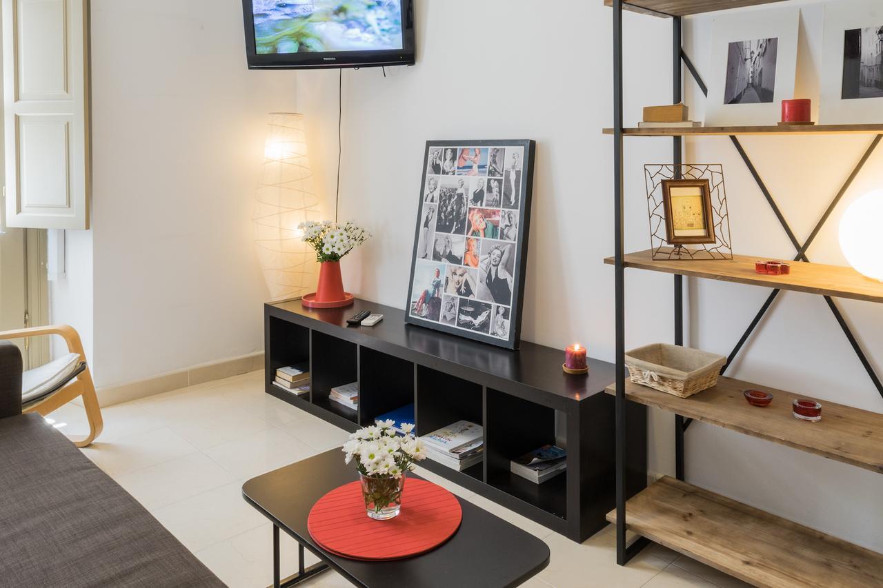 Malama Apartamentos Turisticos مالقة المظهر الخارجي الصورة